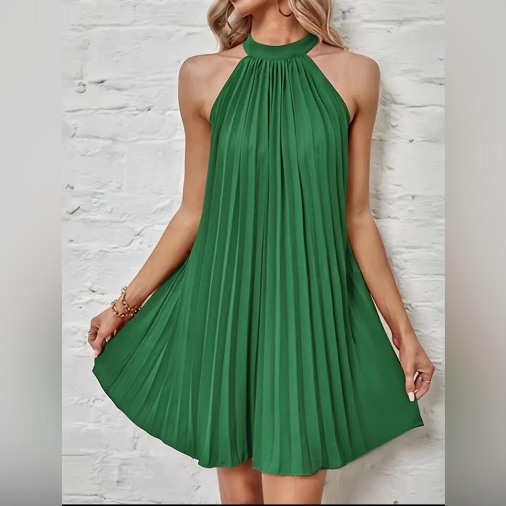 Green Pleated Halter Sundress for Cocktail - Picture 1 of 4
